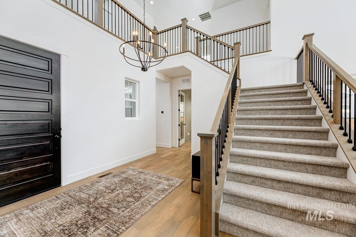 property viewer photo 13