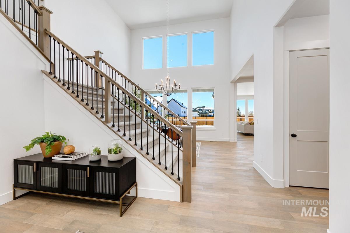 property viewer photo 19