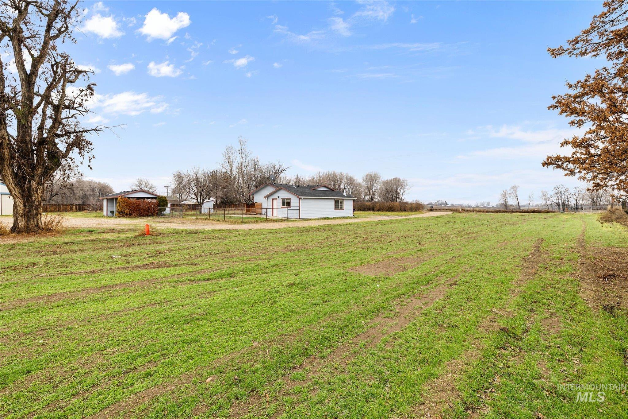 property viewer photo 2
