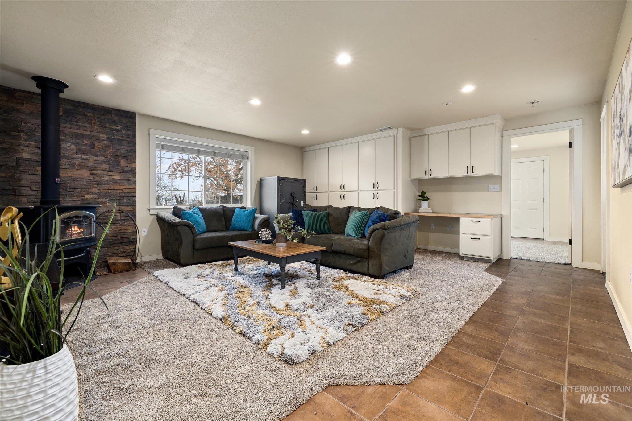 property viewer photo 20