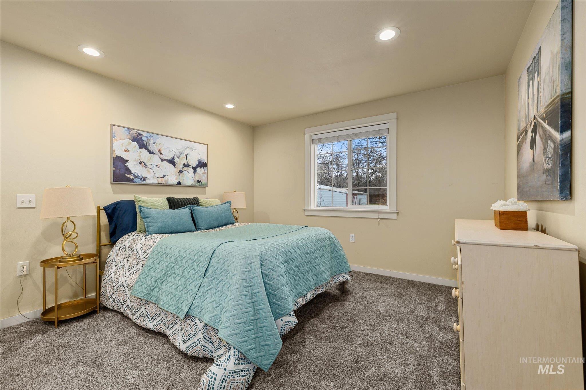 property viewer photo 23