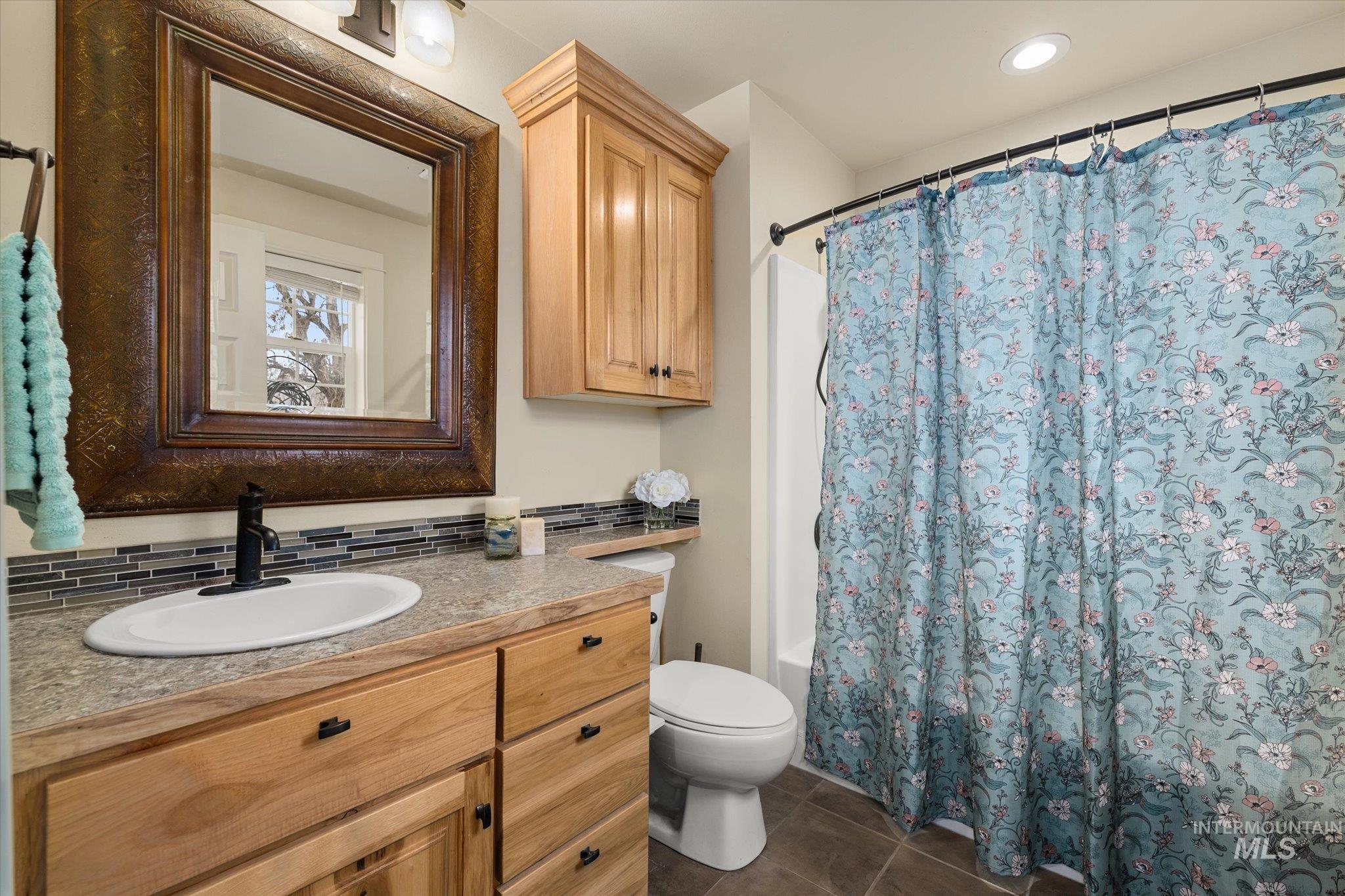 property viewer photo 25