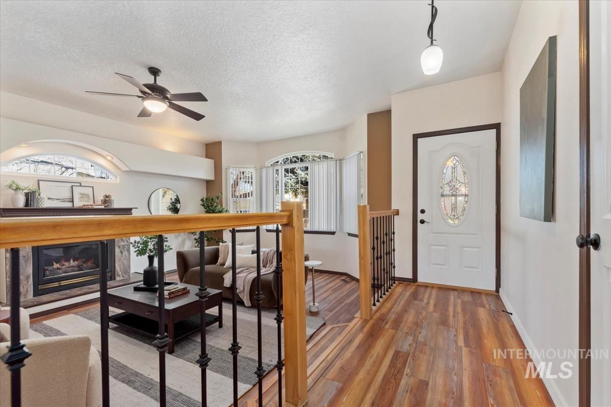 property viewer photo 3