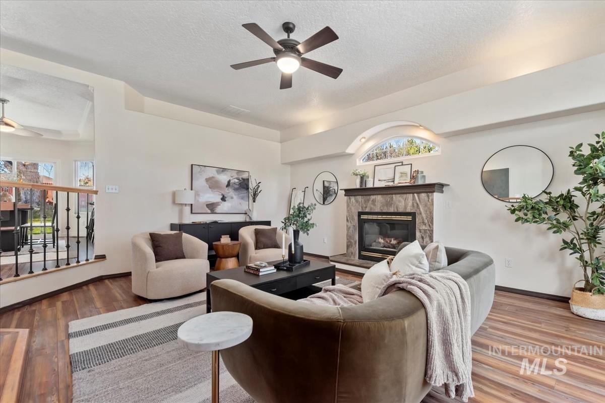 property viewer photo 5