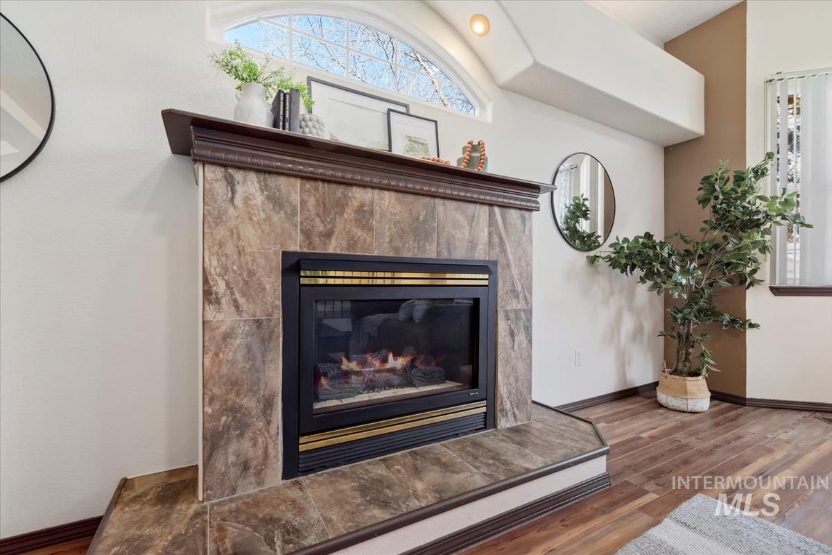 property viewer photo 6