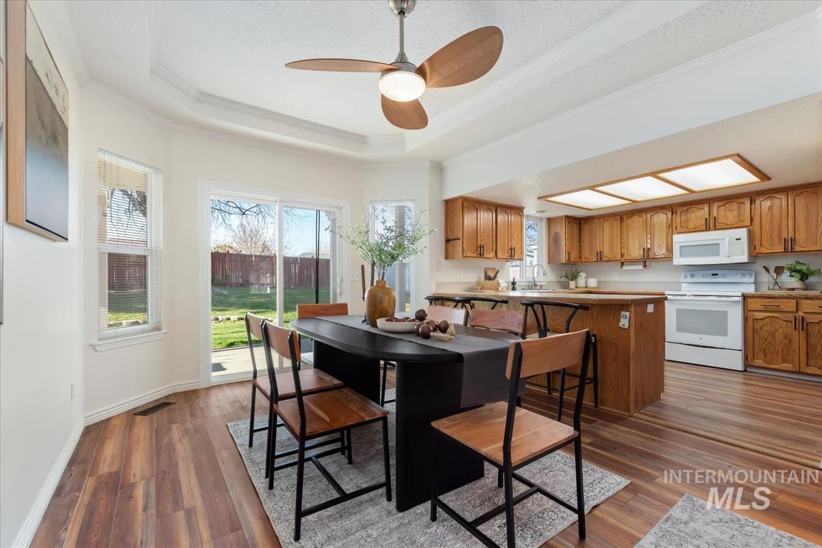 property viewer photo 9