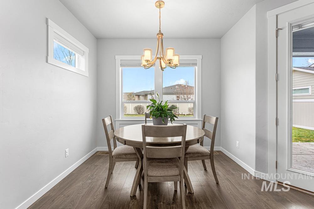 property viewer photo 4