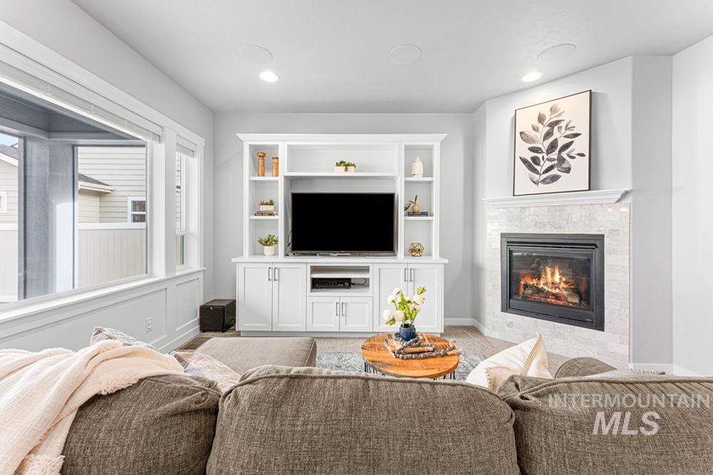 property viewer photo 5