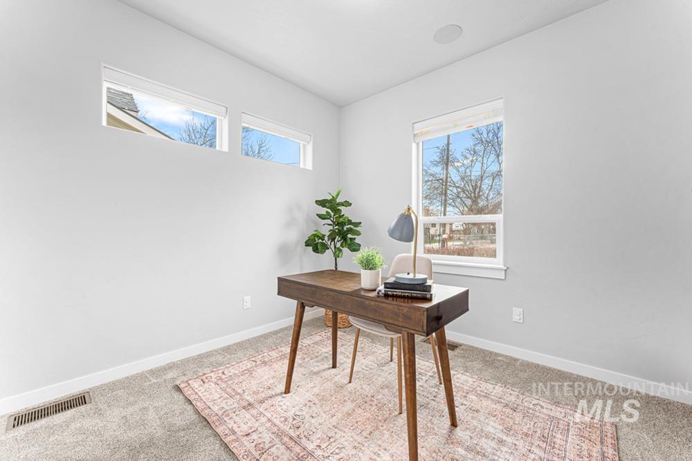 property viewer photo 6