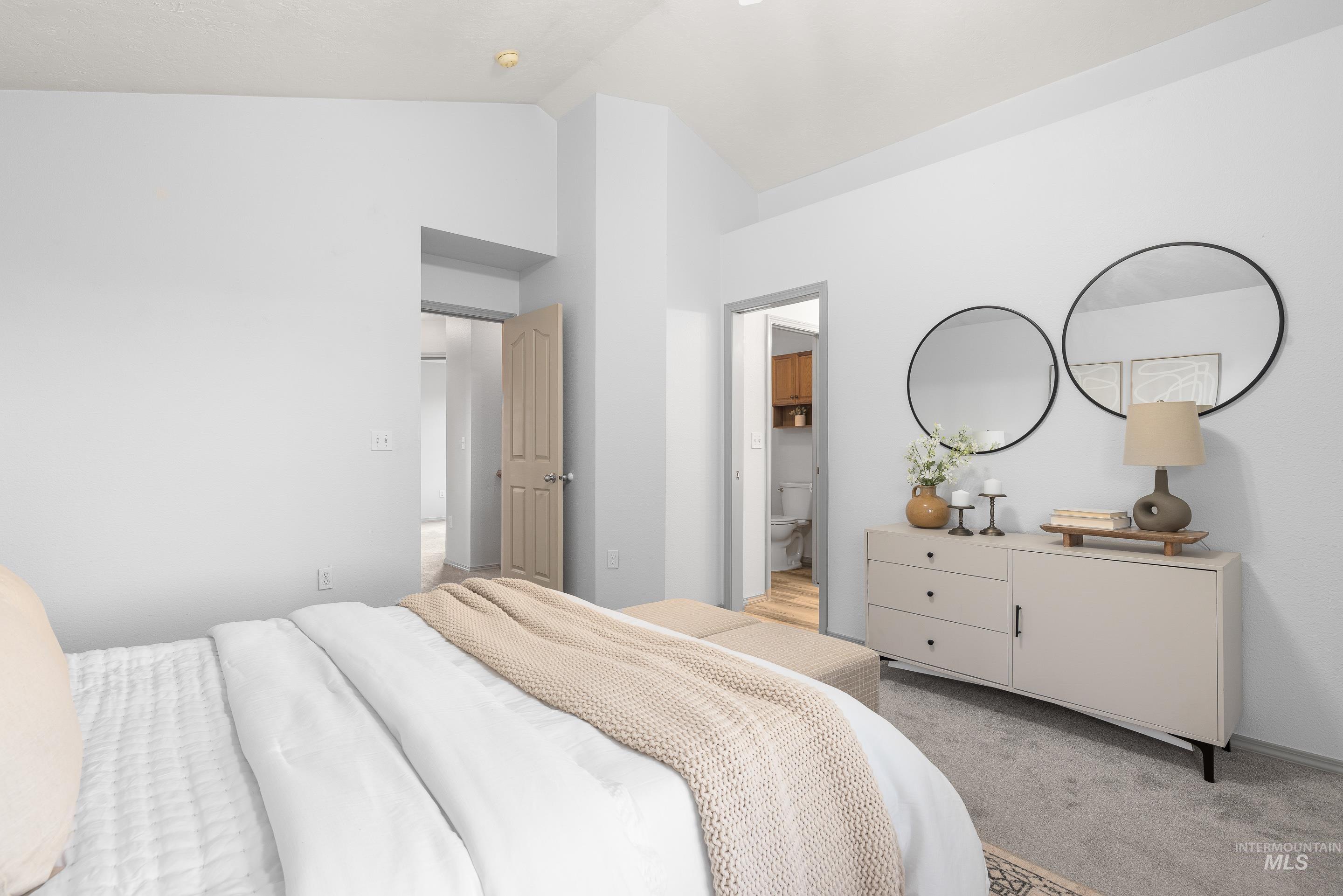 property viewer photo 19
