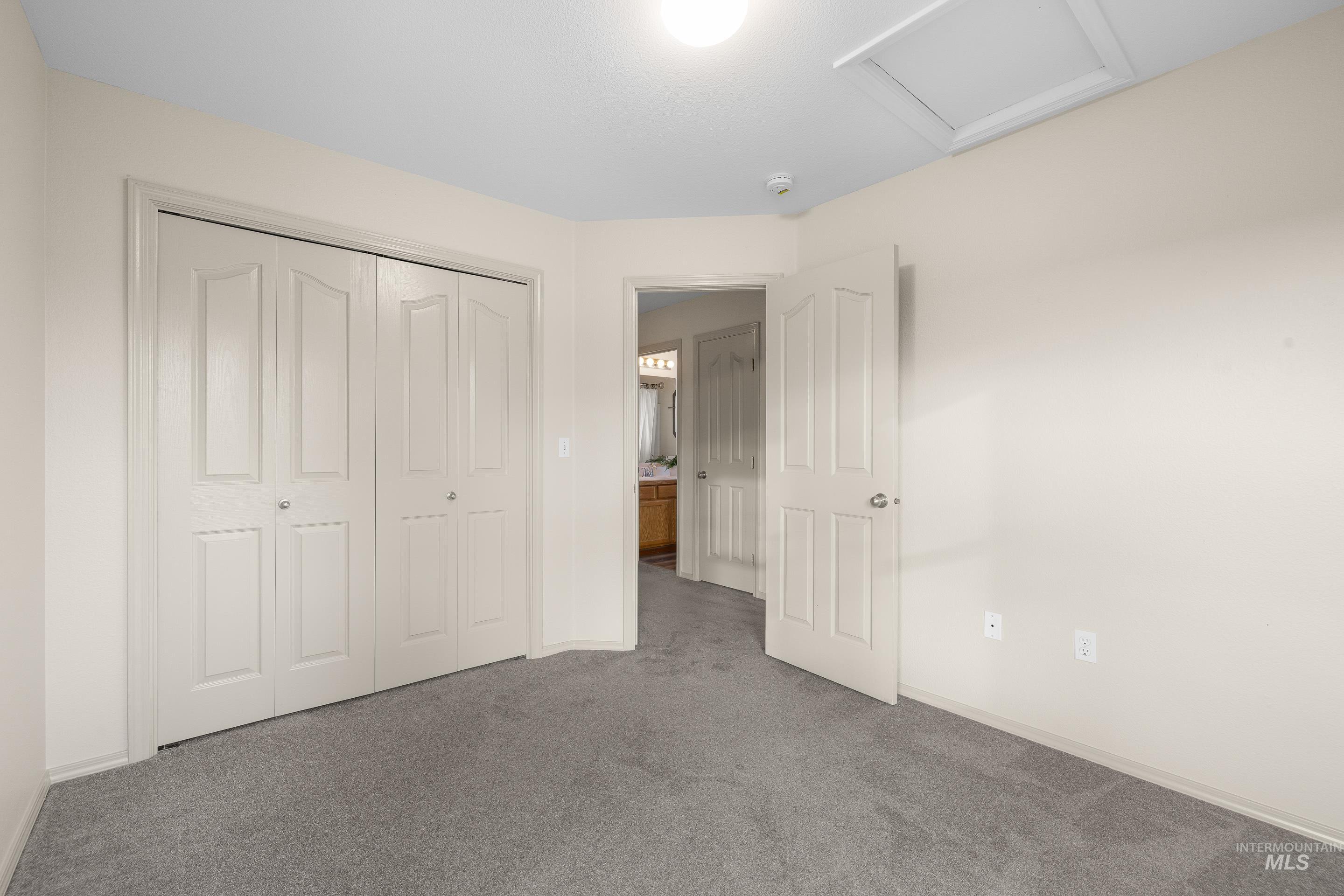property viewer photo 26