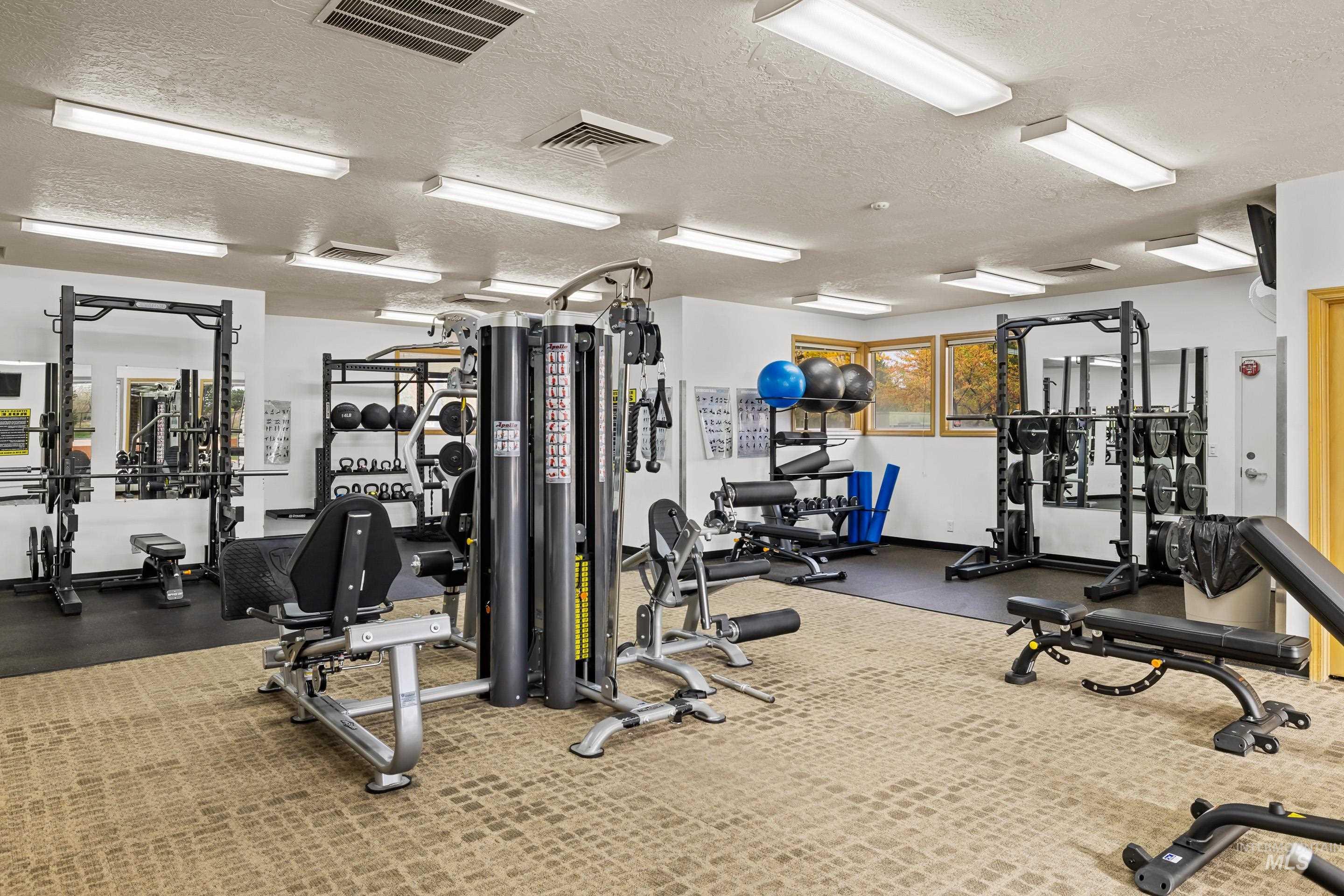 property viewer photo 38