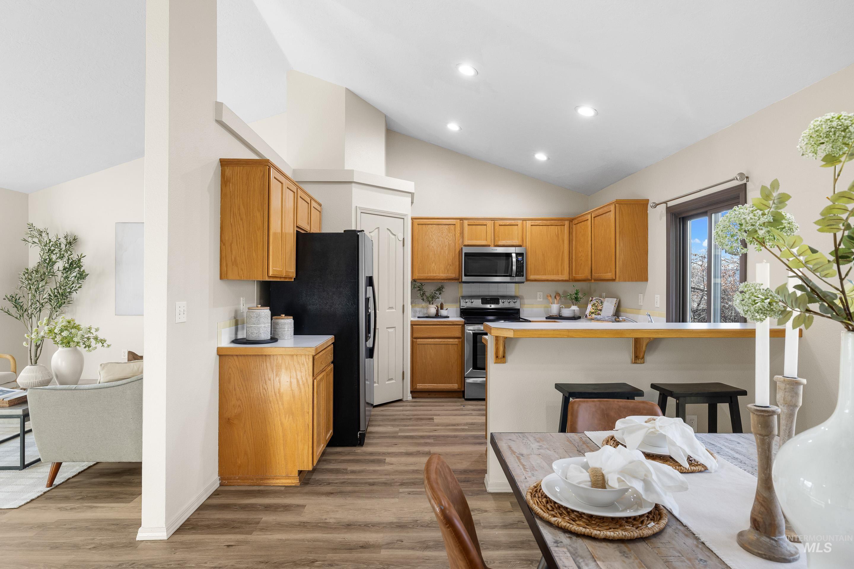 property viewer photo 6
