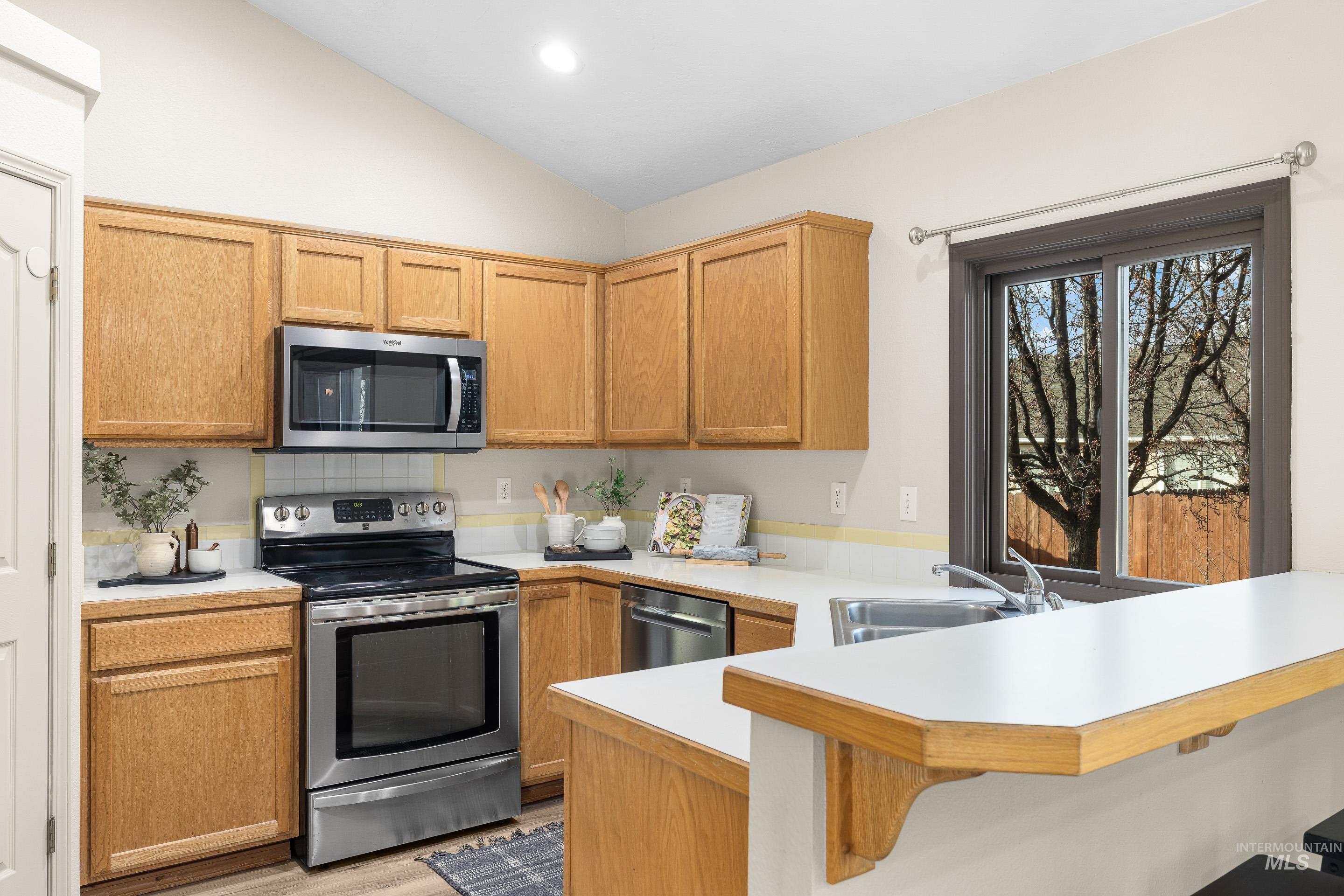 property viewer photo 9