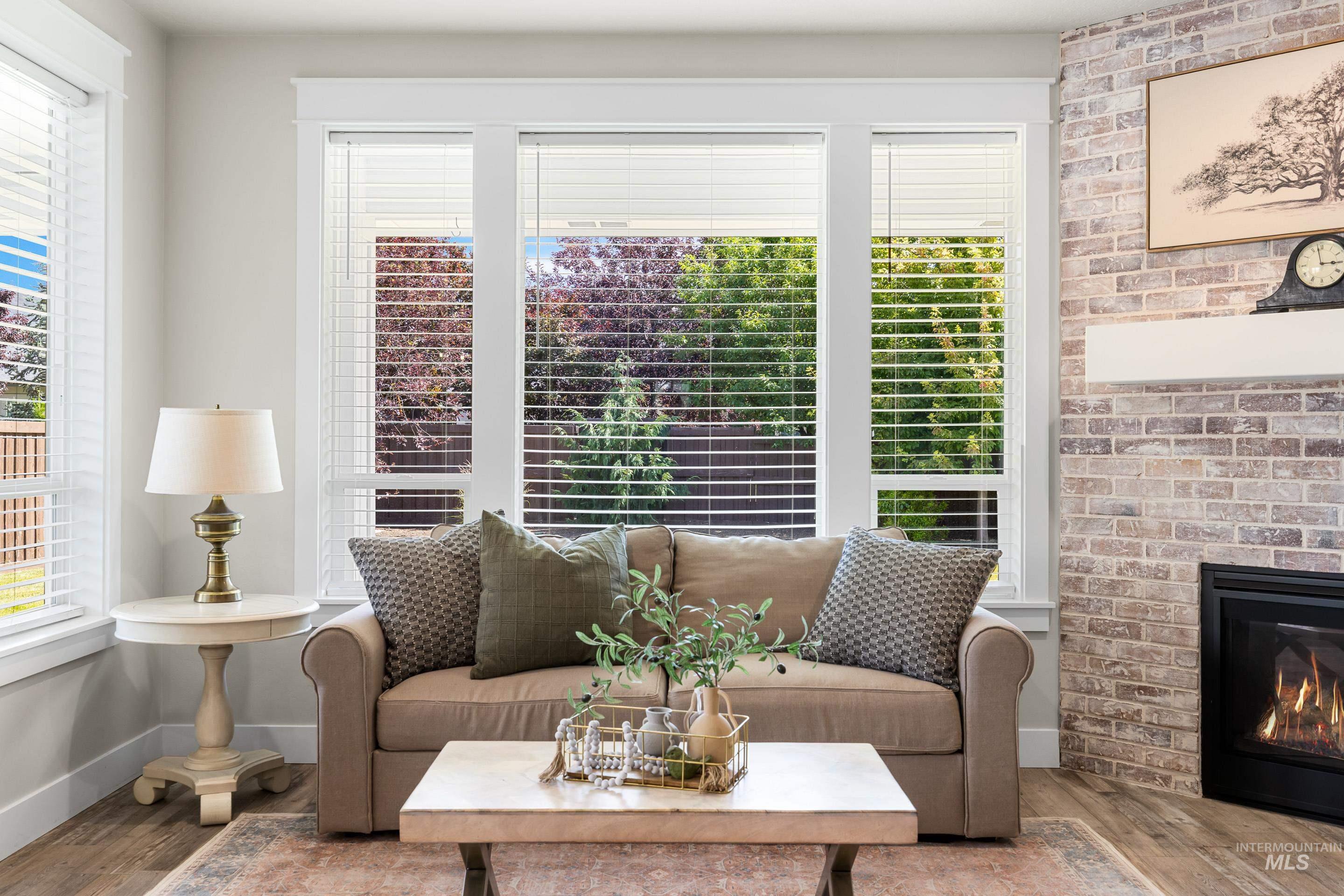 property viewer photo 10