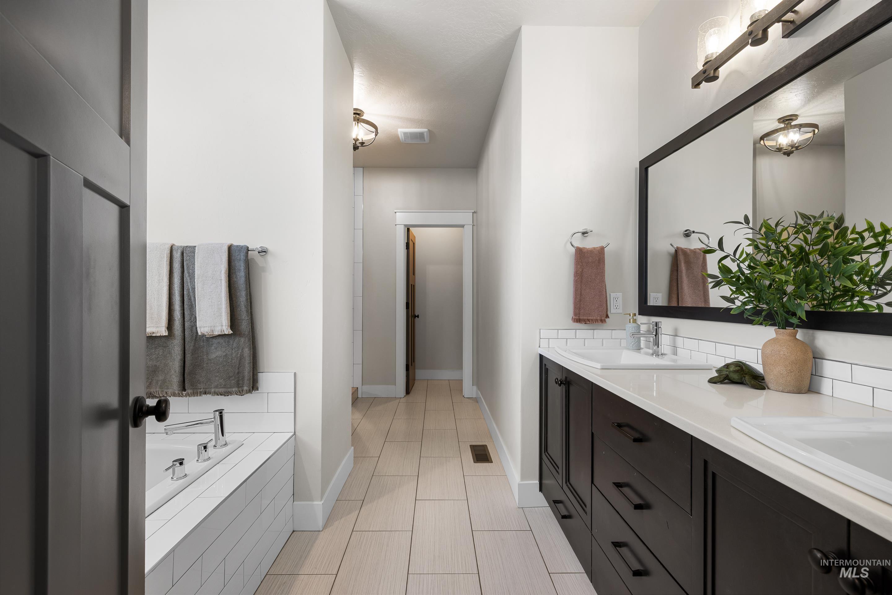 property viewer photo 14