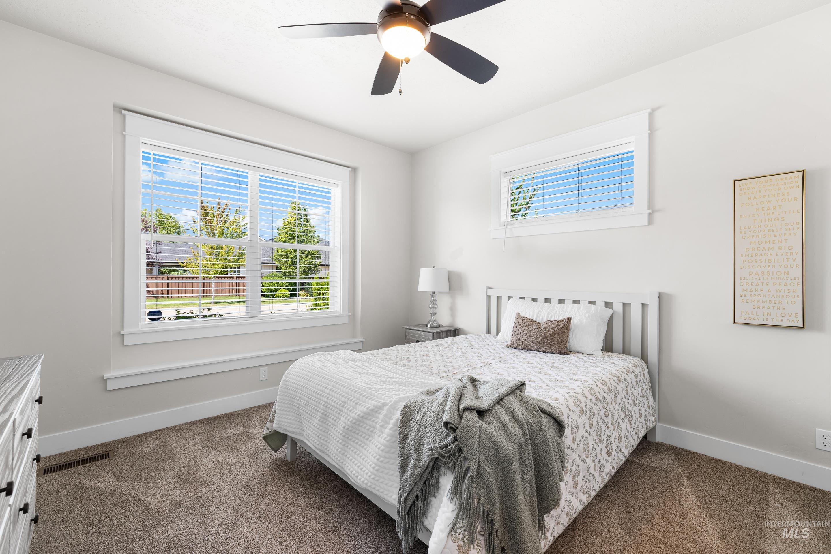 property viewer photo 17