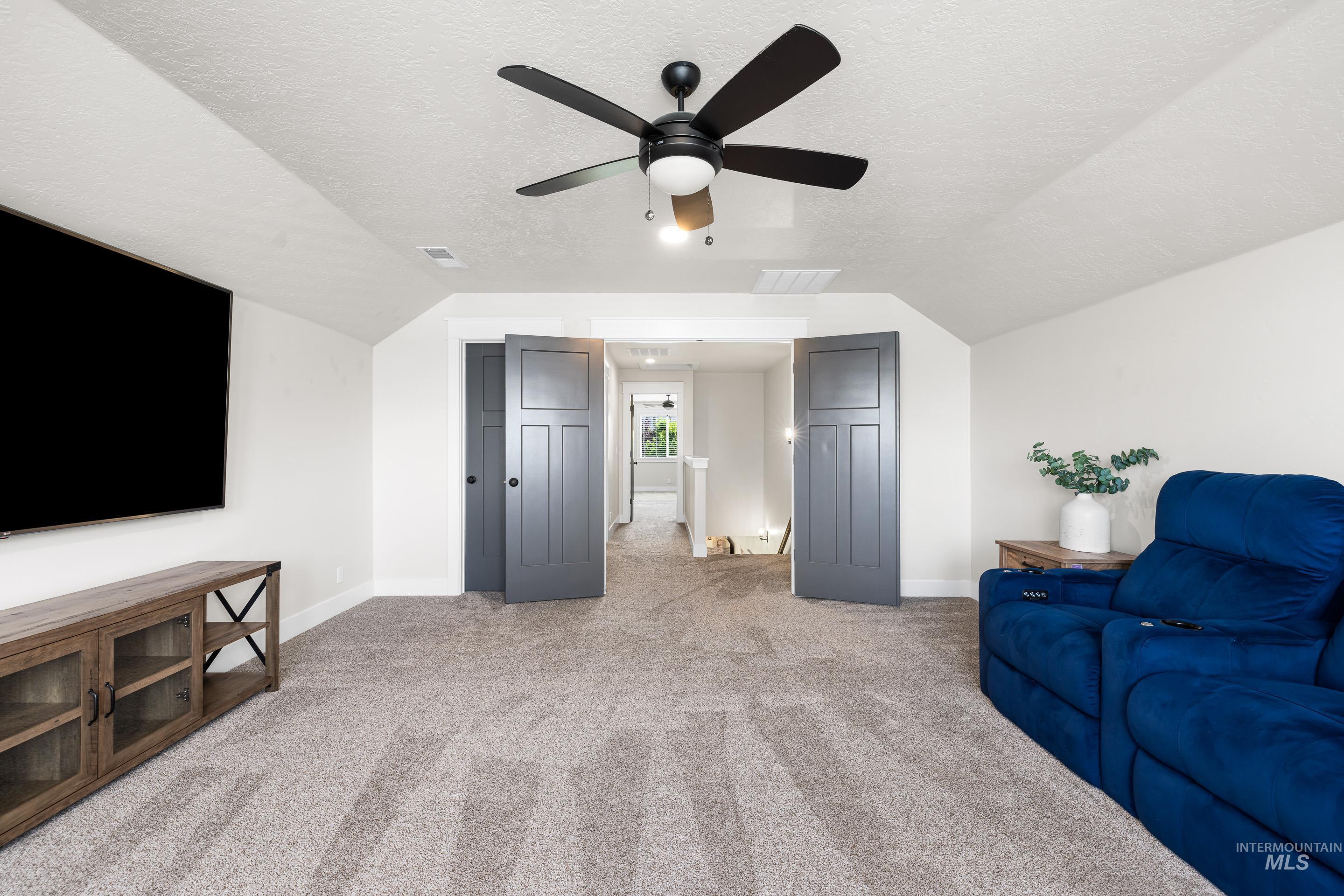 property viewer photo 22