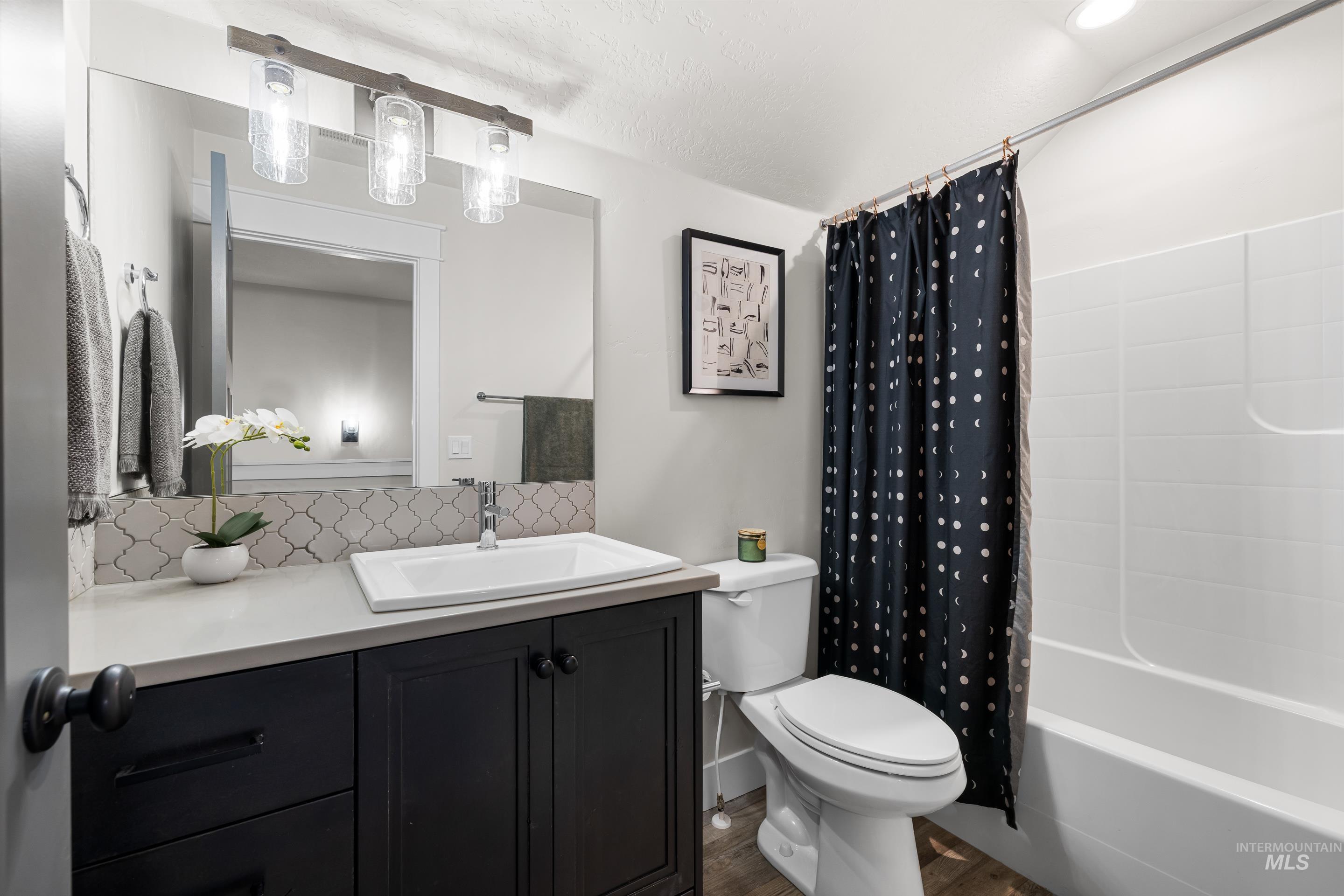 property viewer photo 24
