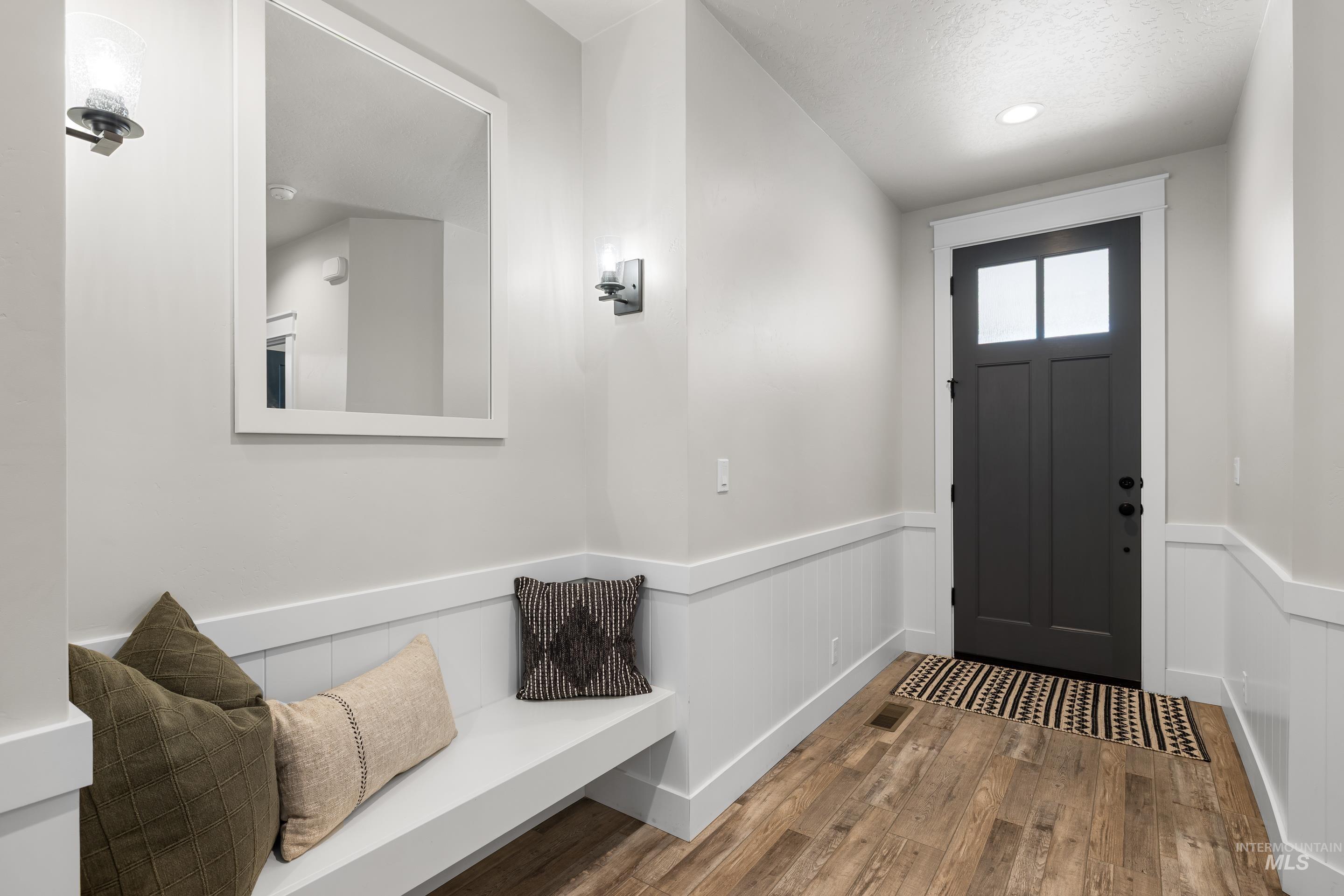 property viewer photo 4