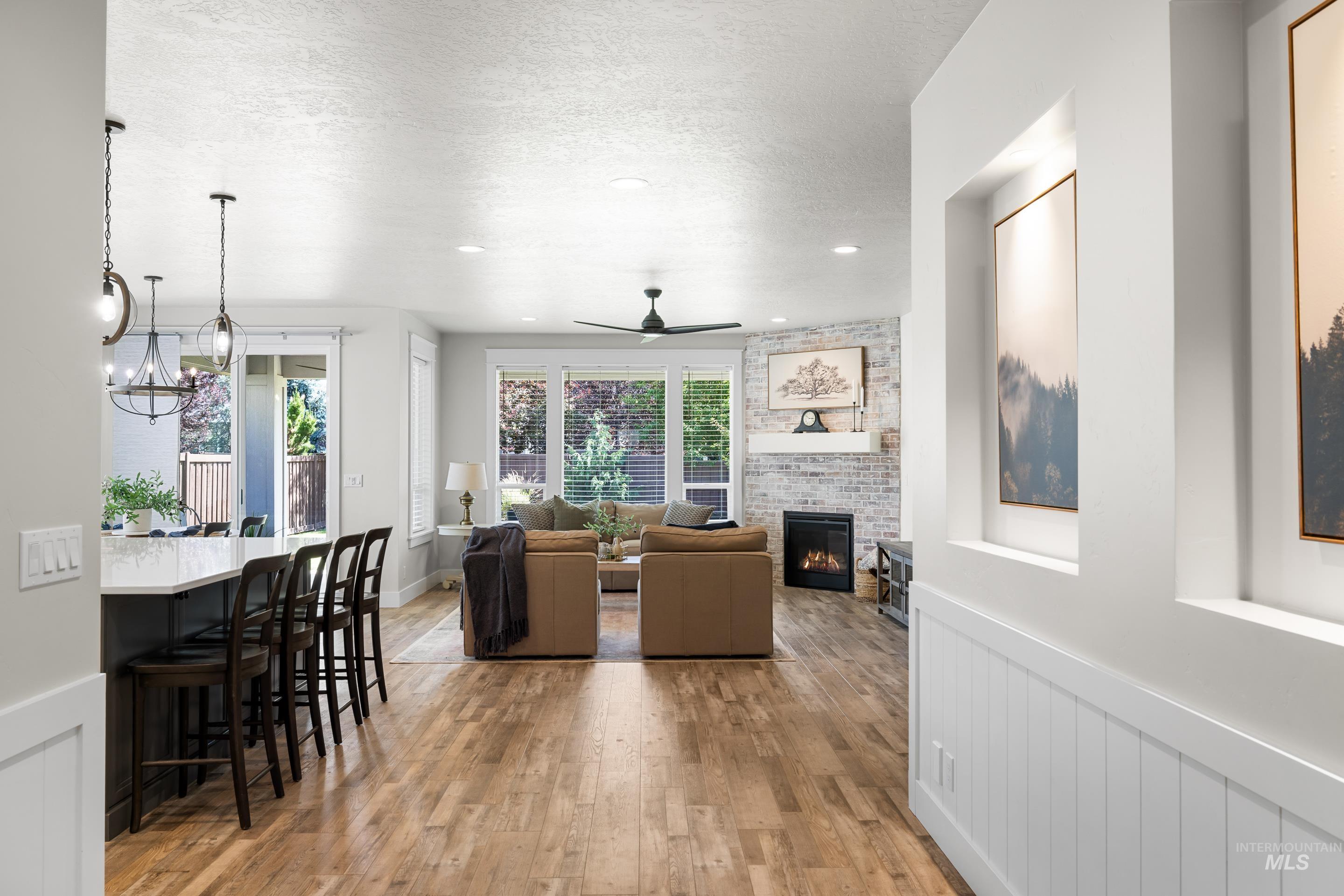 property viewer photo 5