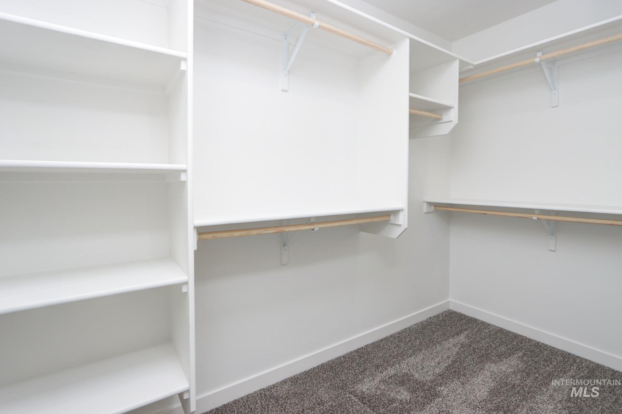 property viewer photo 26