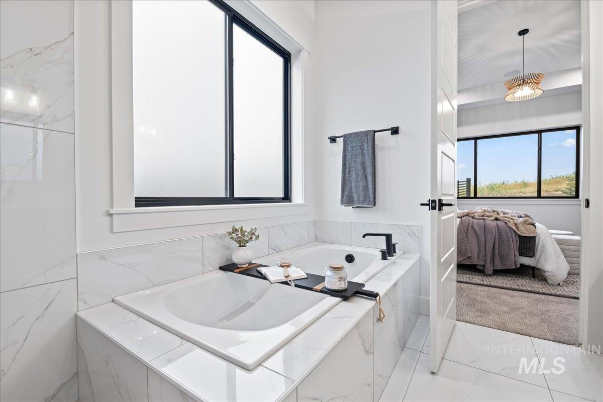 property viewer photo 28