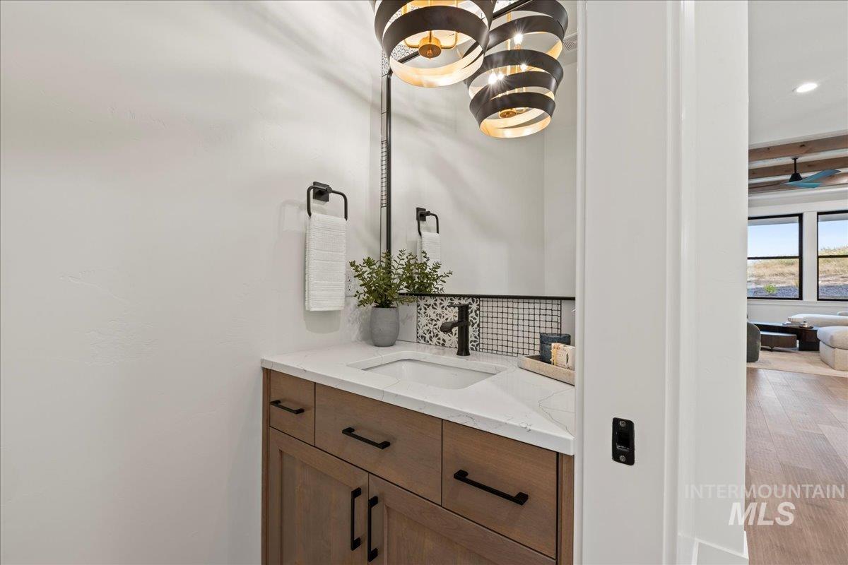 property viewer photo 33