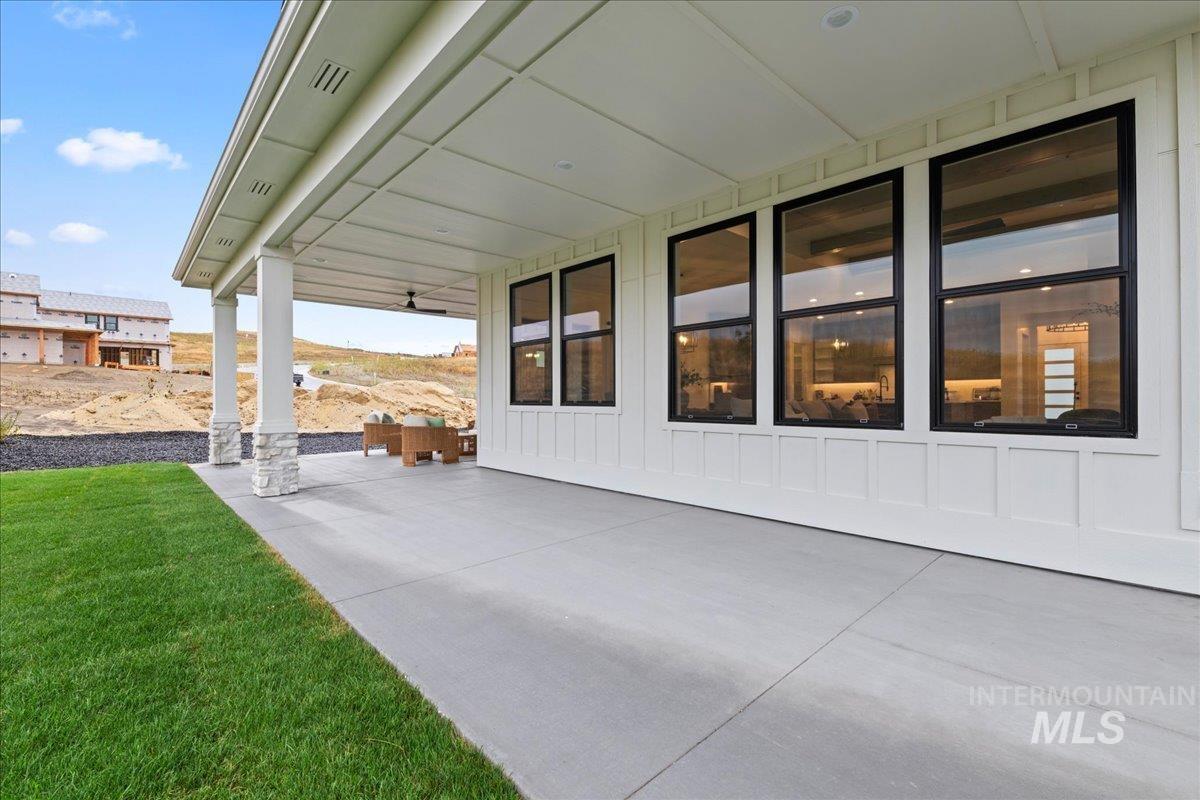 property viewer photo 43