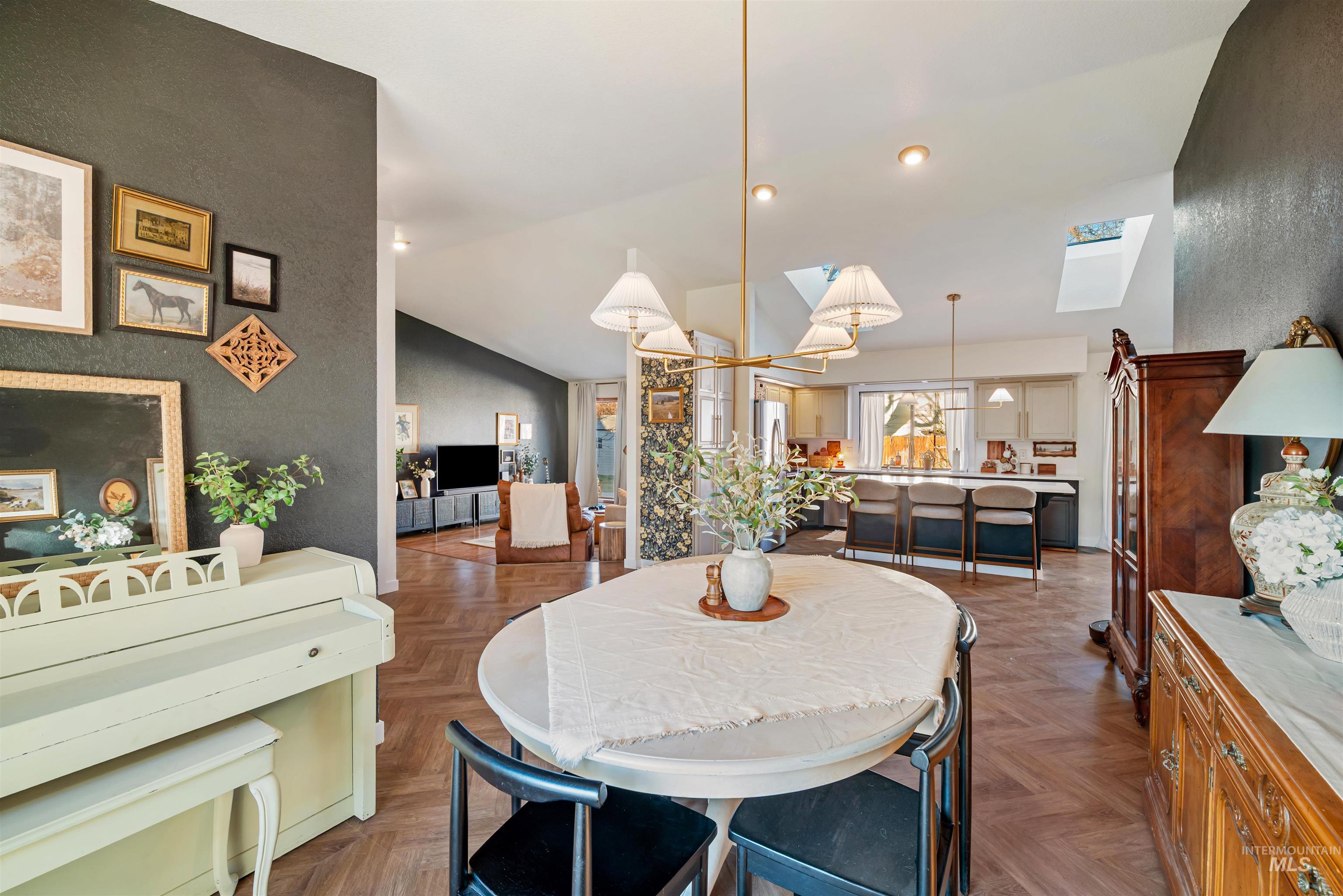 property viewer photo 23