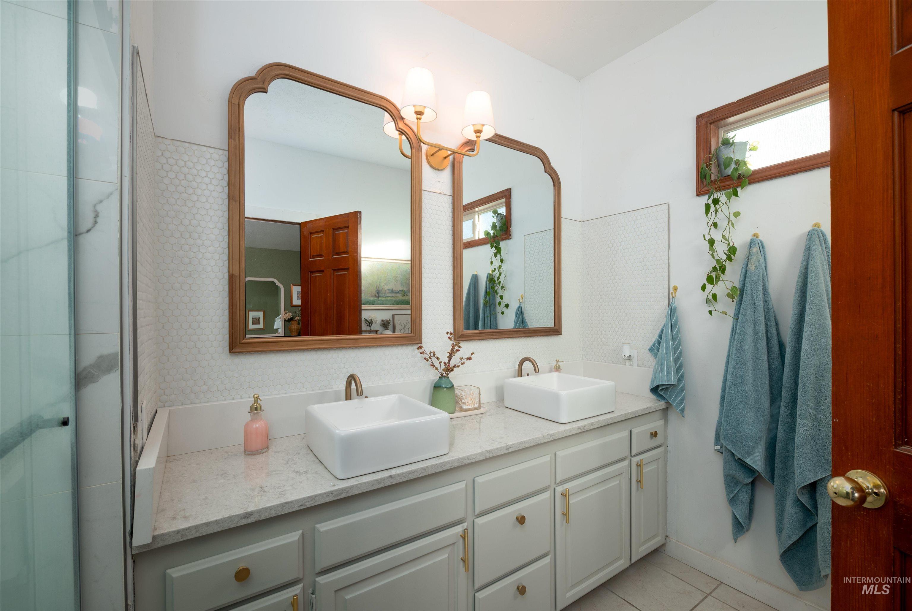 property viewer photo 29