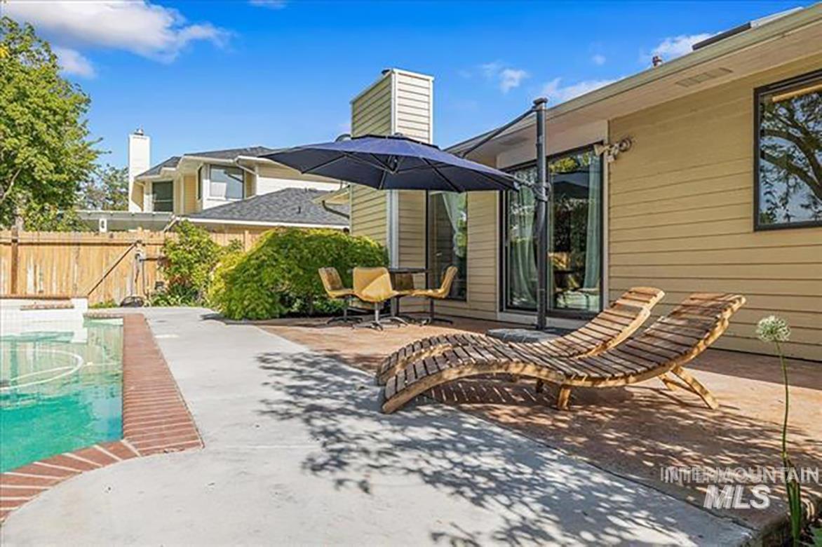 property viewer photo 43