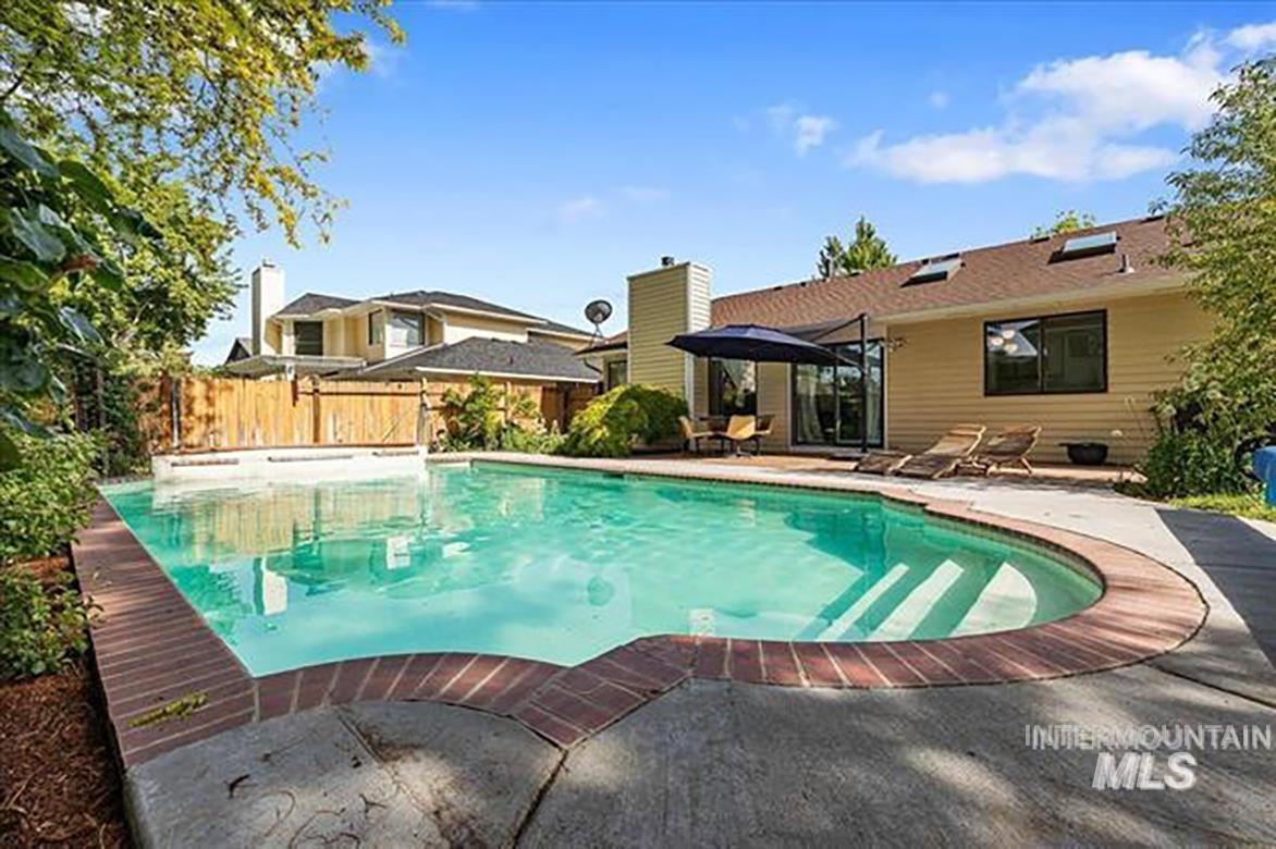 property viewer photo 44