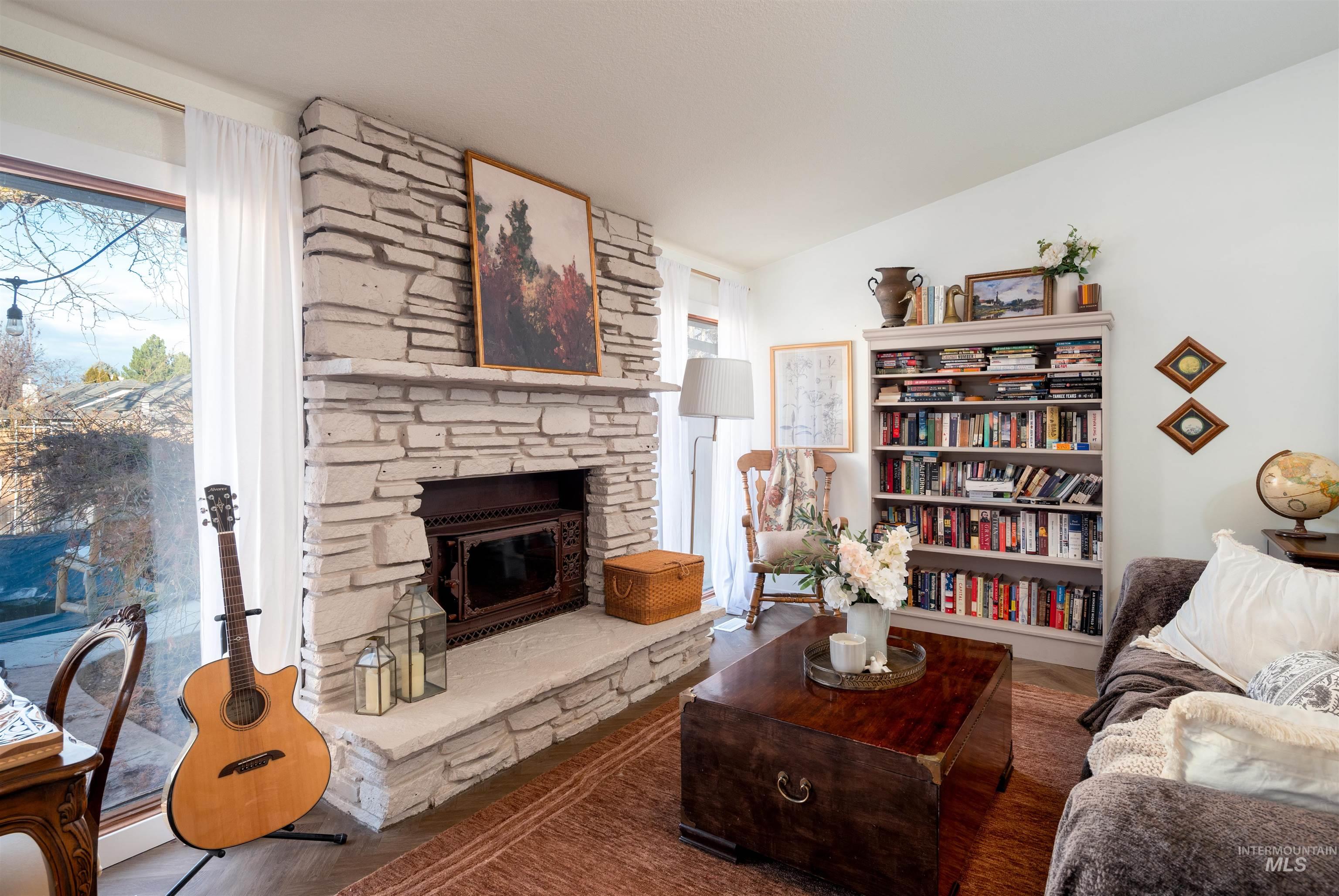 property viewer photo 7