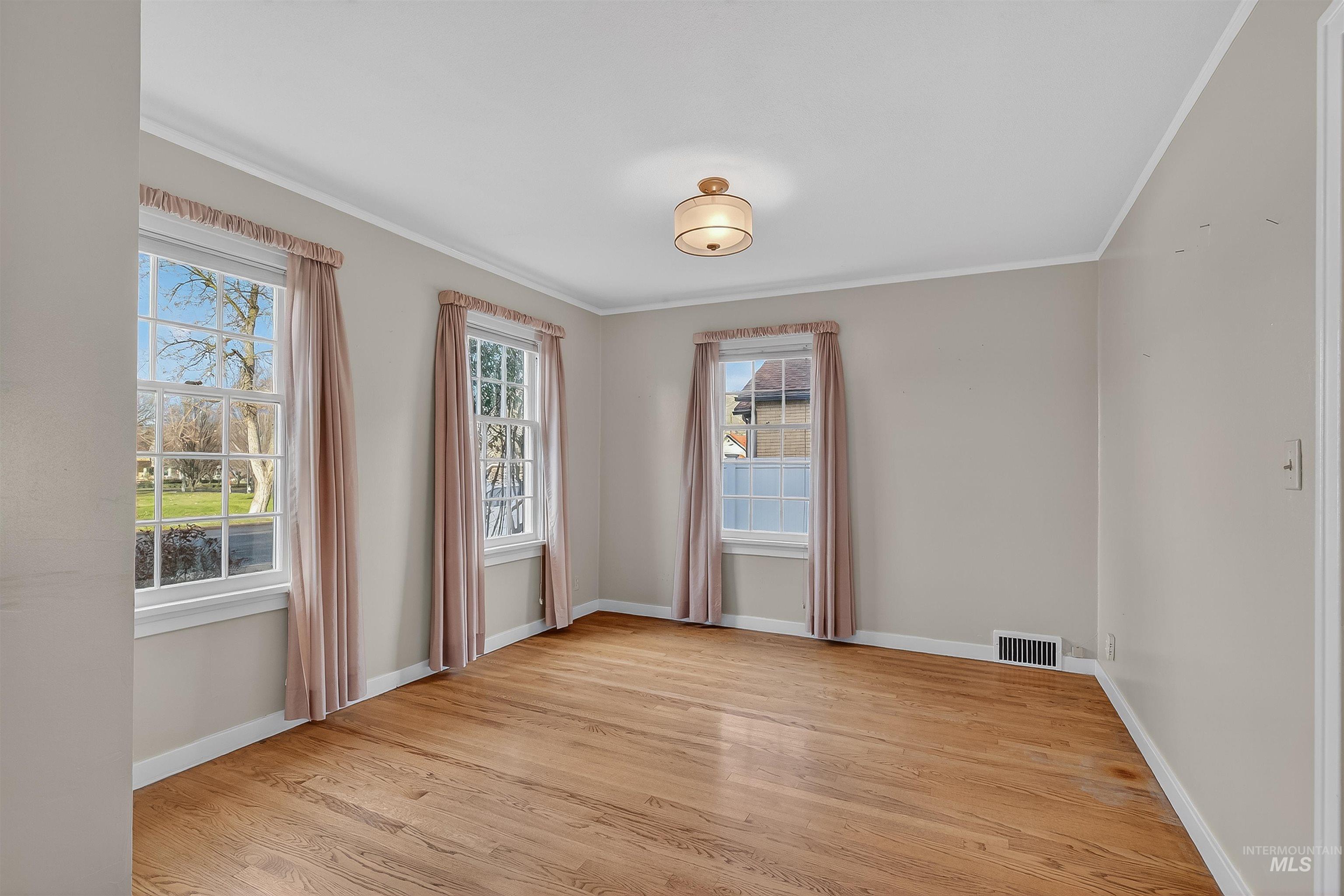 property viewer photo 14