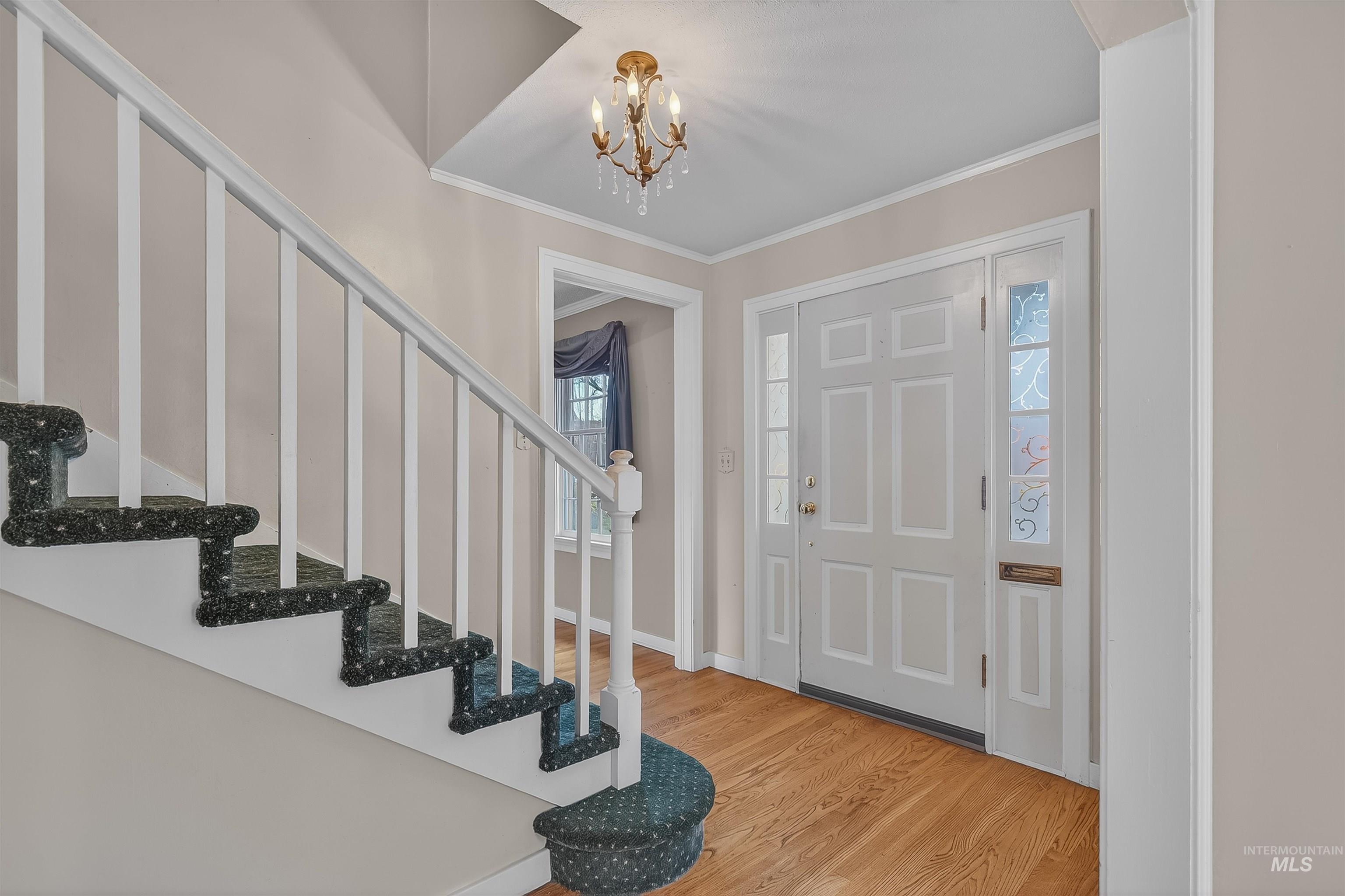 property viewer photo 2