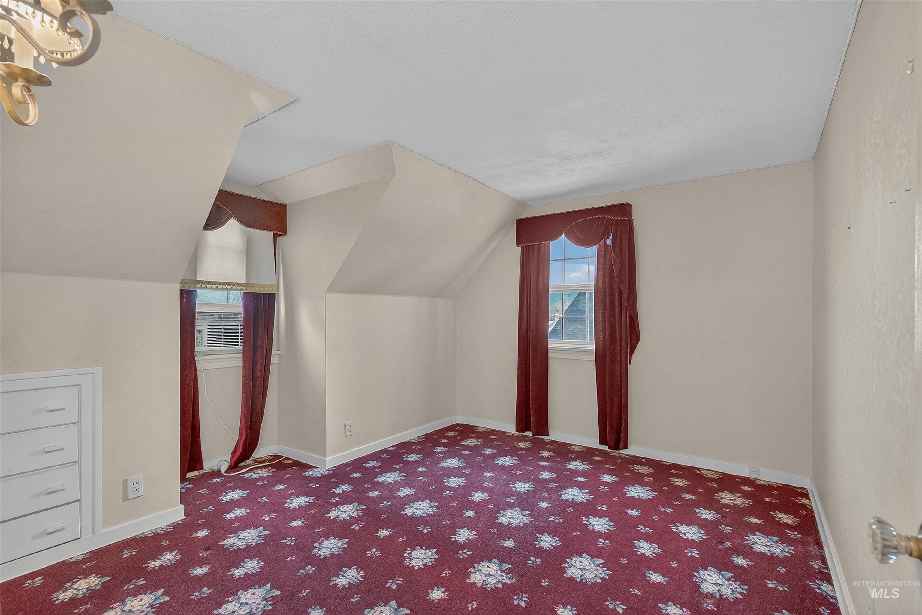 property viewer photo 24