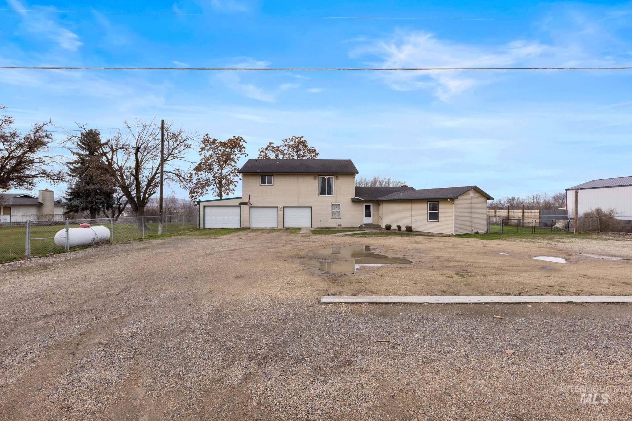 property viewer photo 2