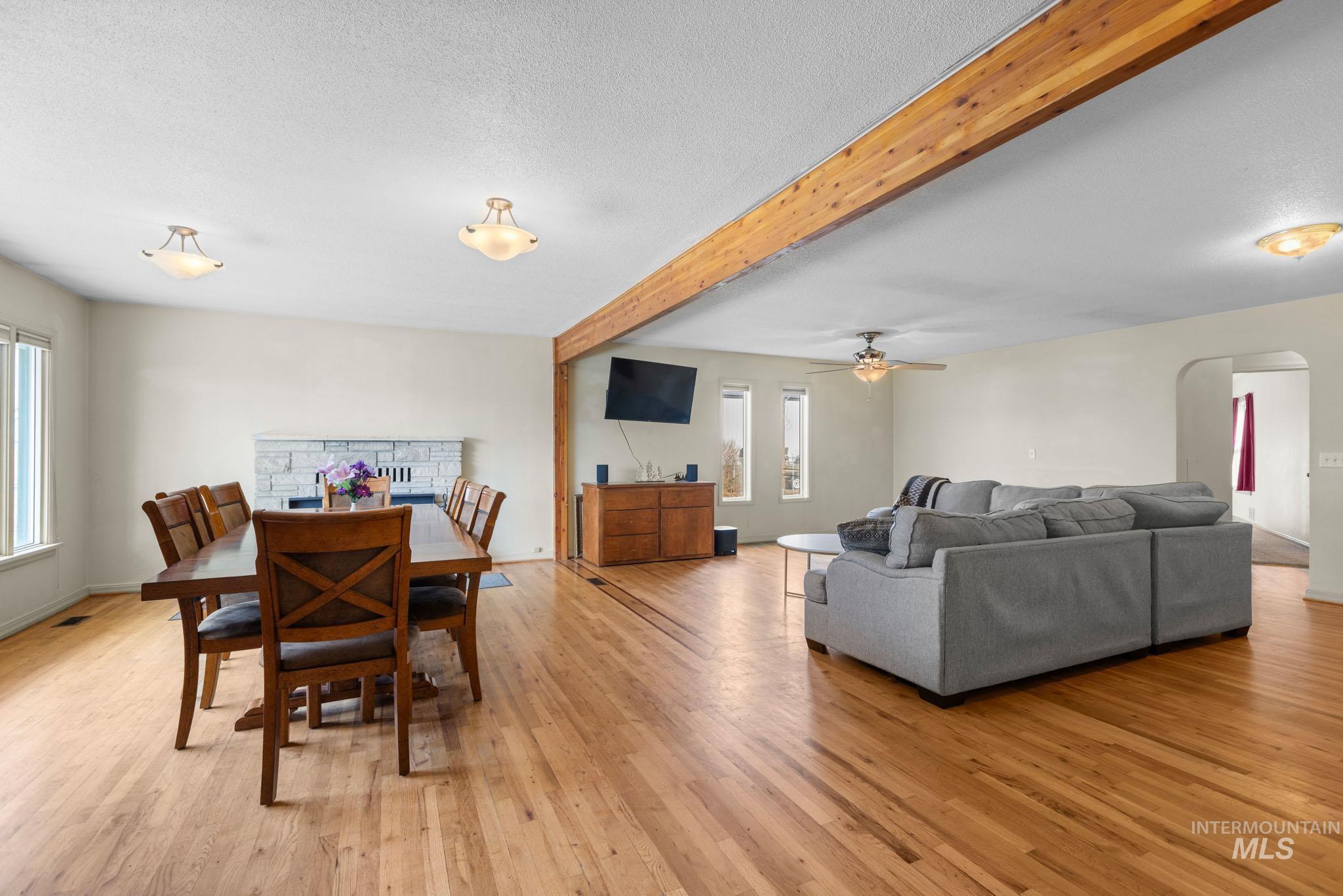 property viewer photo 27