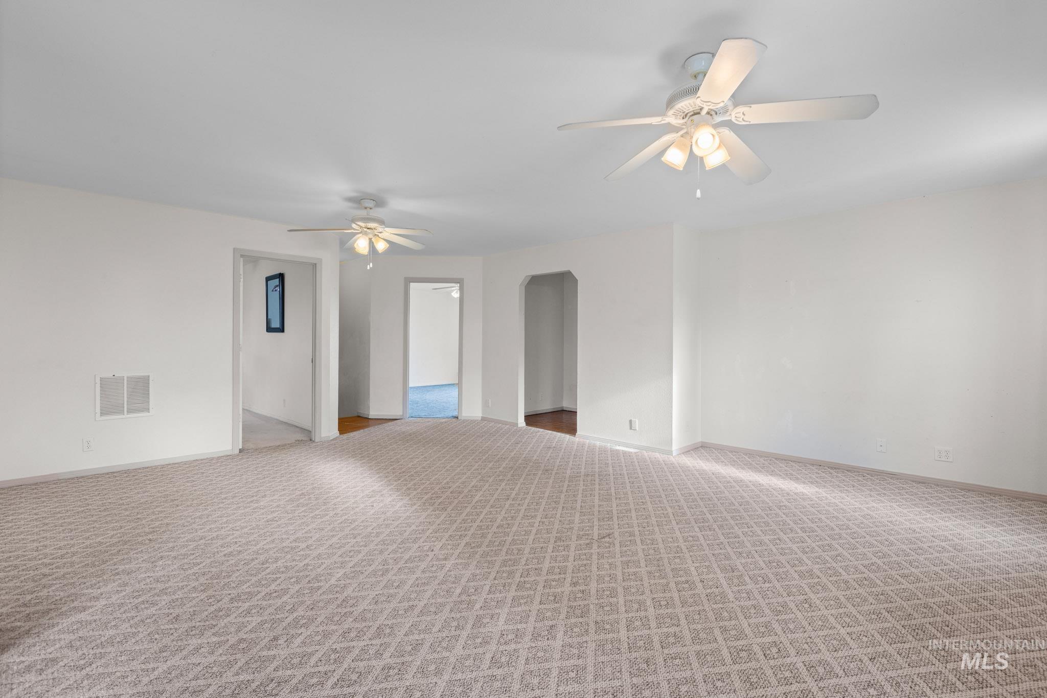 property viewer photo 32