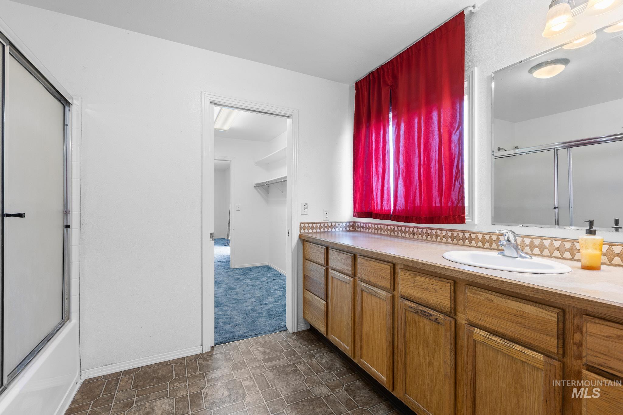 property viewer photo 38