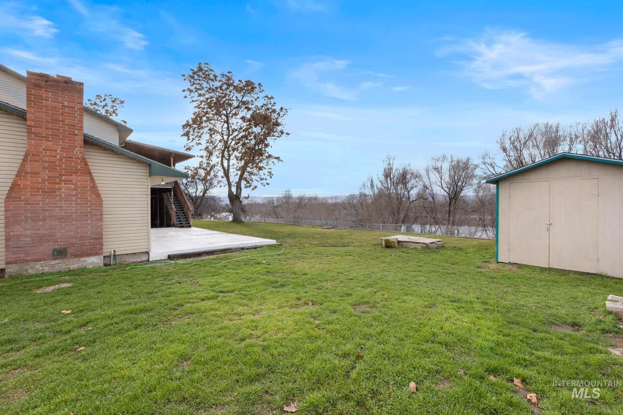 property viewer photo 44