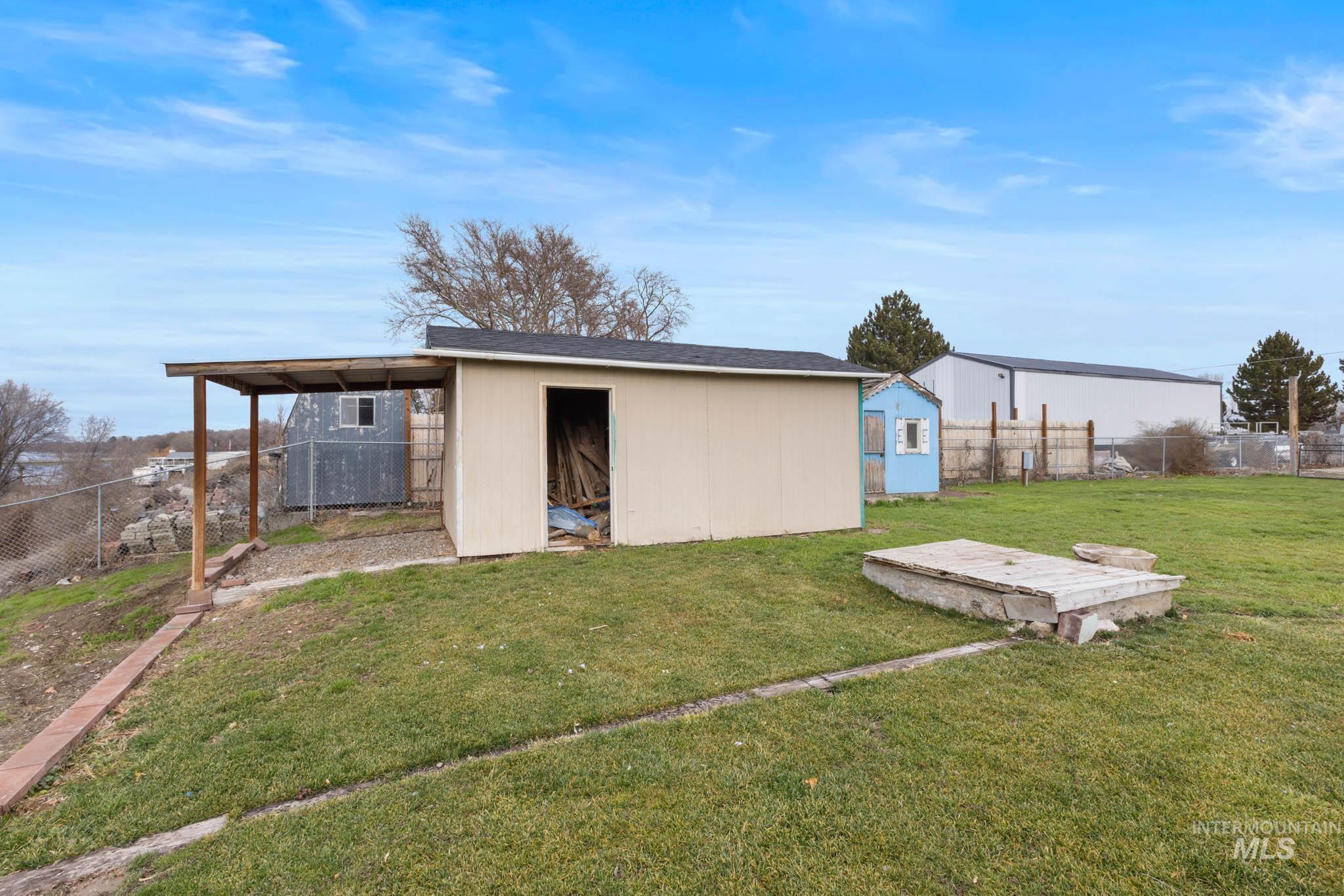 property viewer photo 45