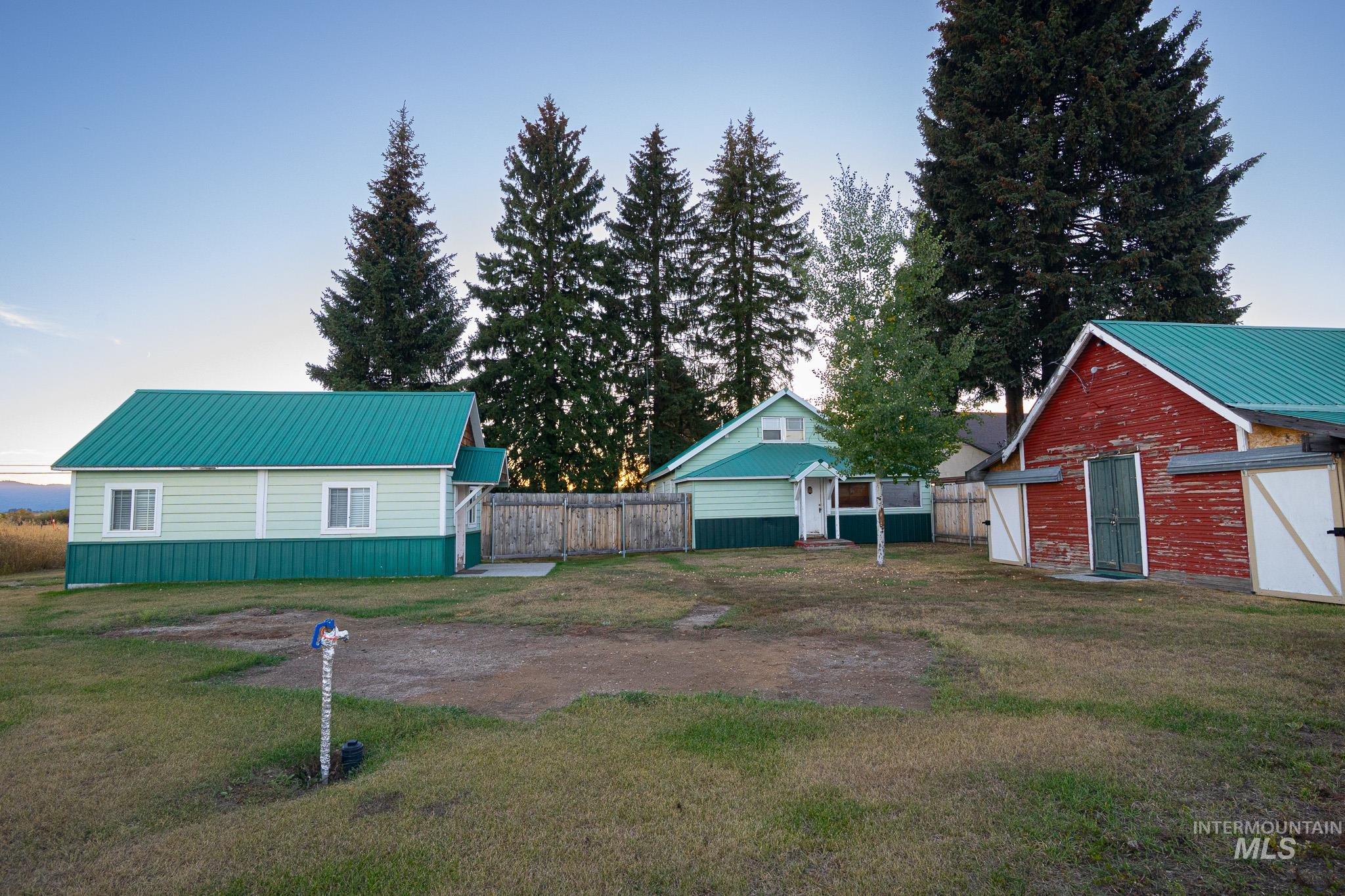 main property photo 7