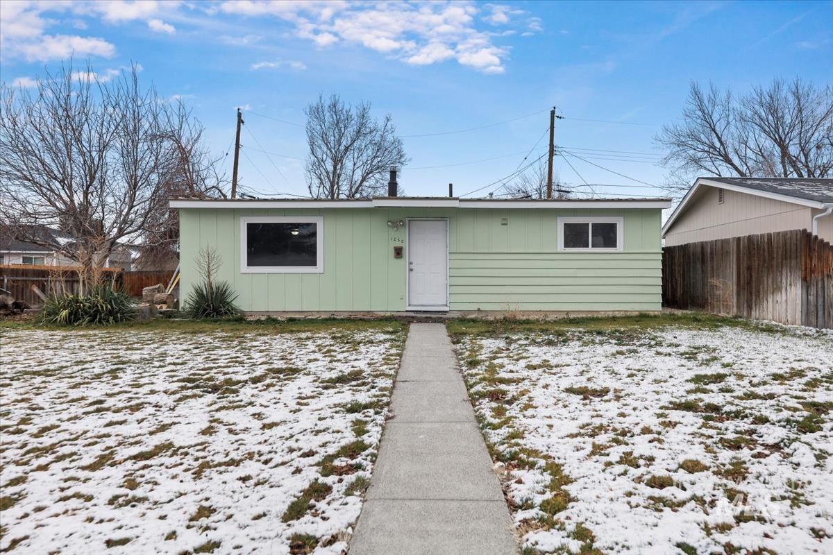 main property photo 0