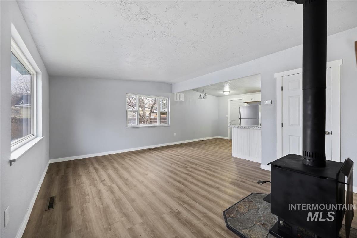property viewer photo 3