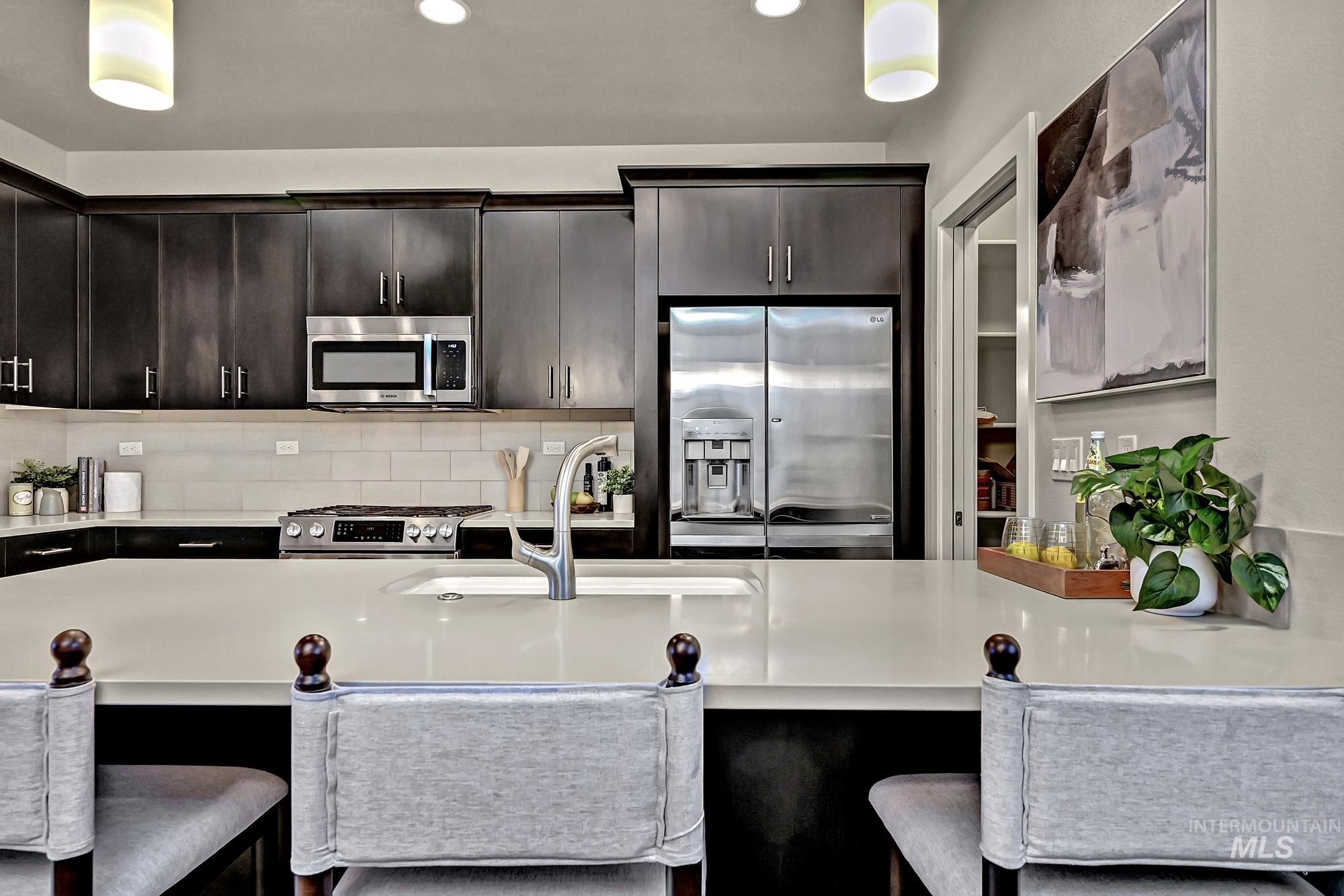 property viewer photo 13