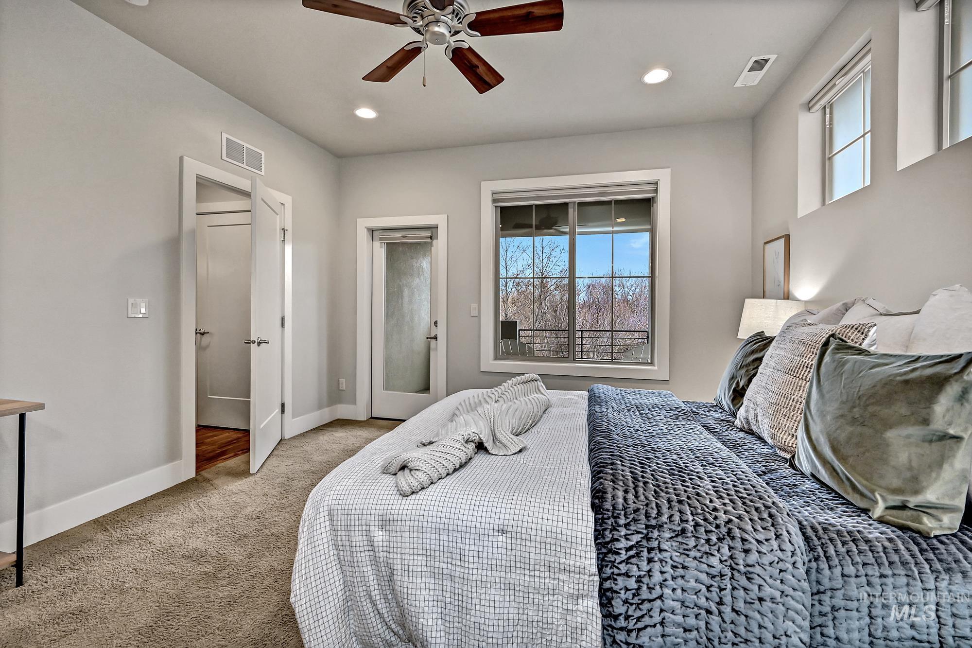 property viewer photo 17