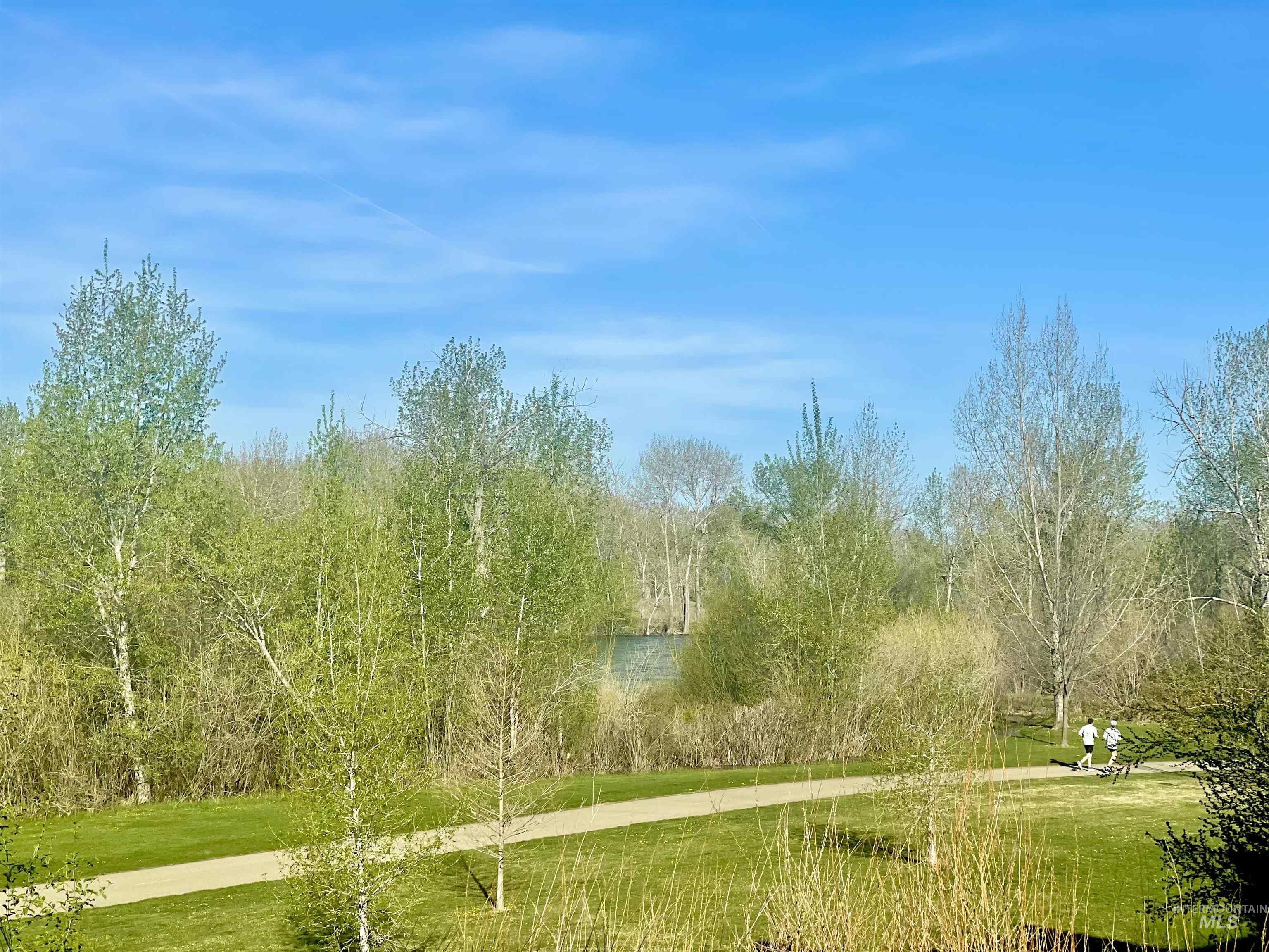 property viewer photo 47