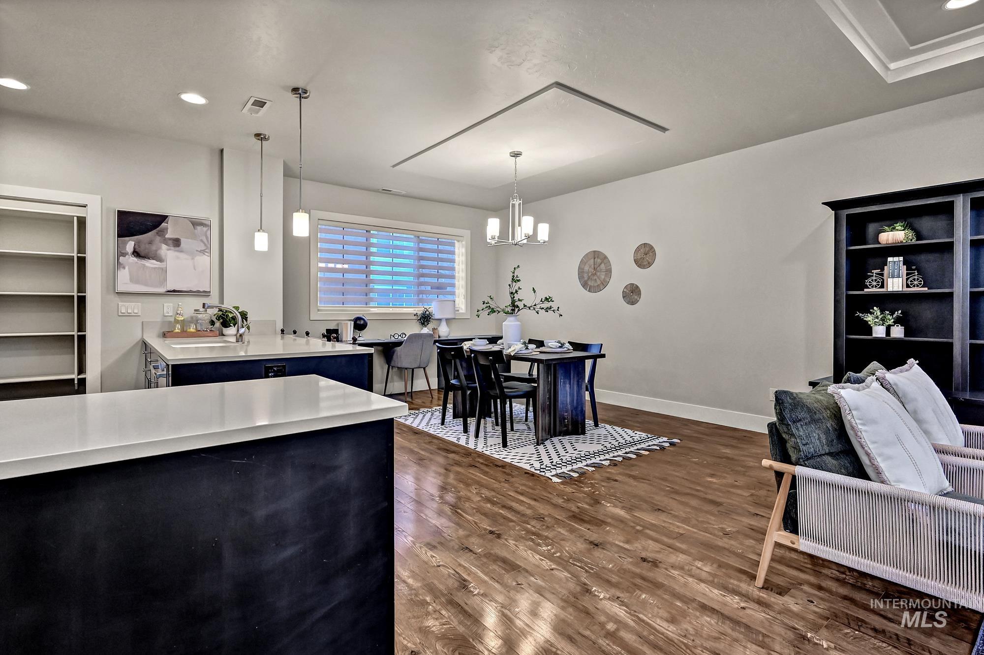 property viewer photo 5